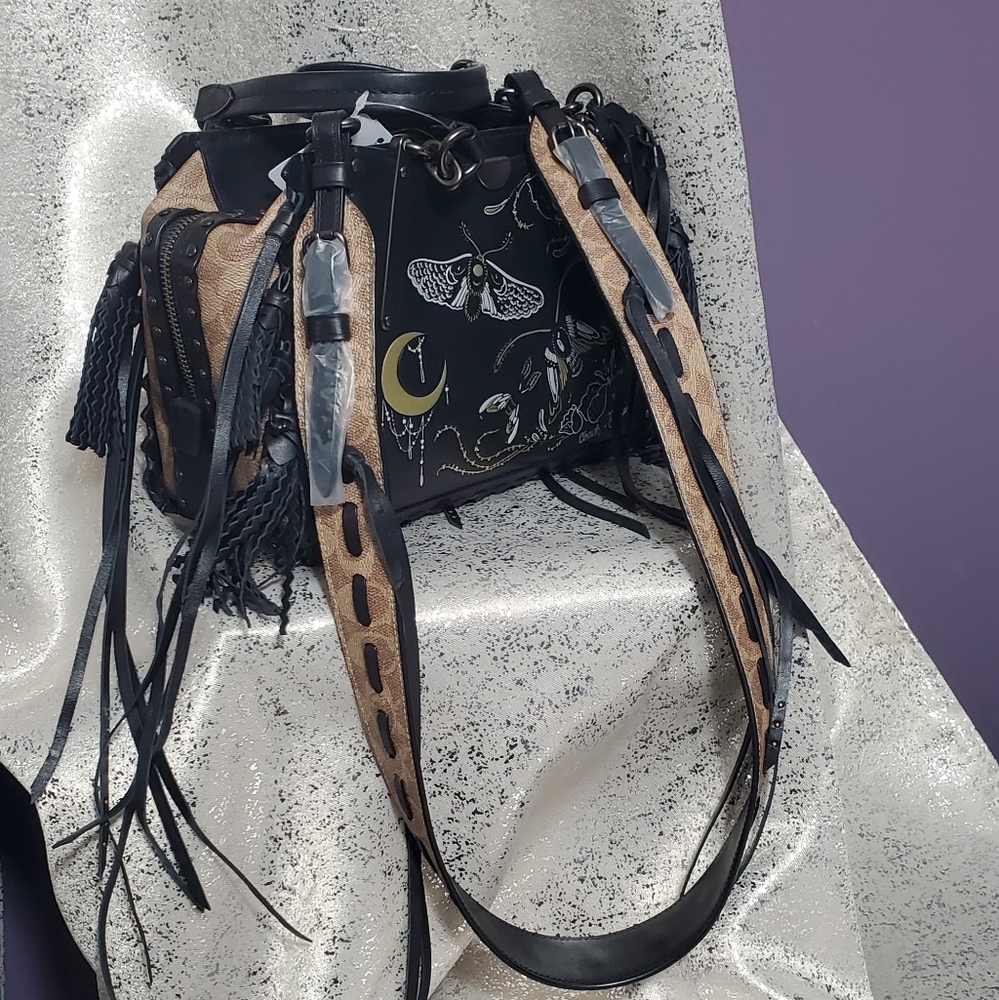 Coach Strap in Signature Canvas w/ Whipstitch